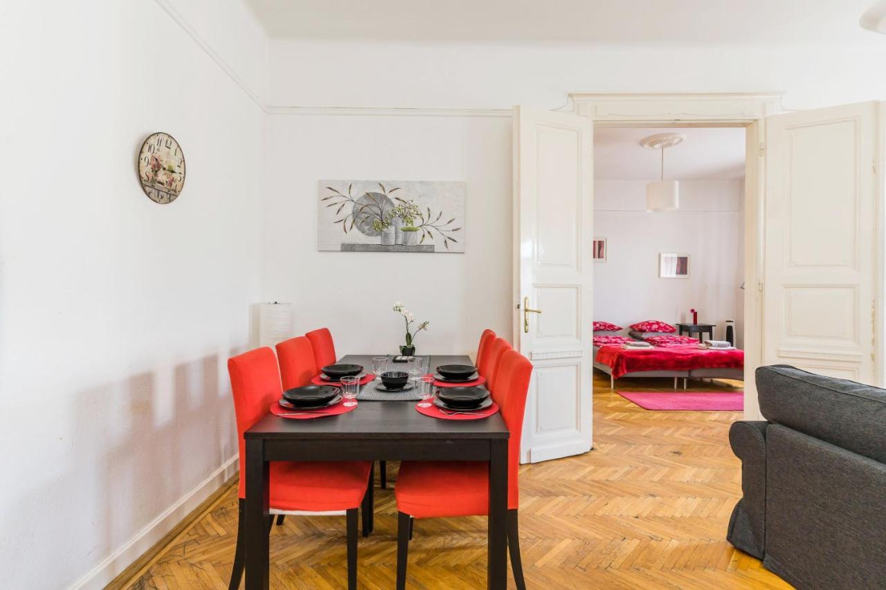 Friendly Apartment Oktogon Budapest Eksteriør billede