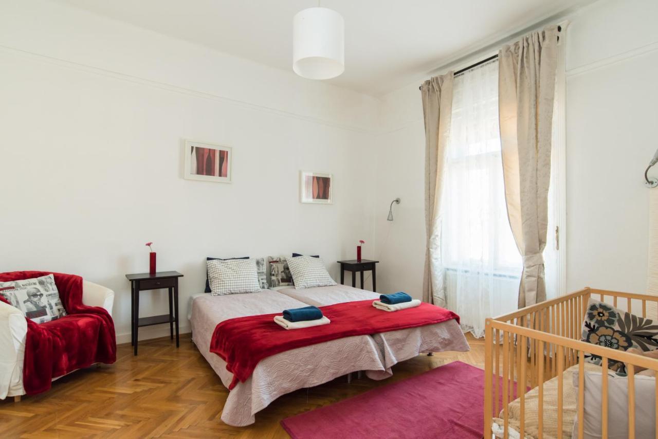 Friendly Apartment Oktogon Budapest Eksteriør billede